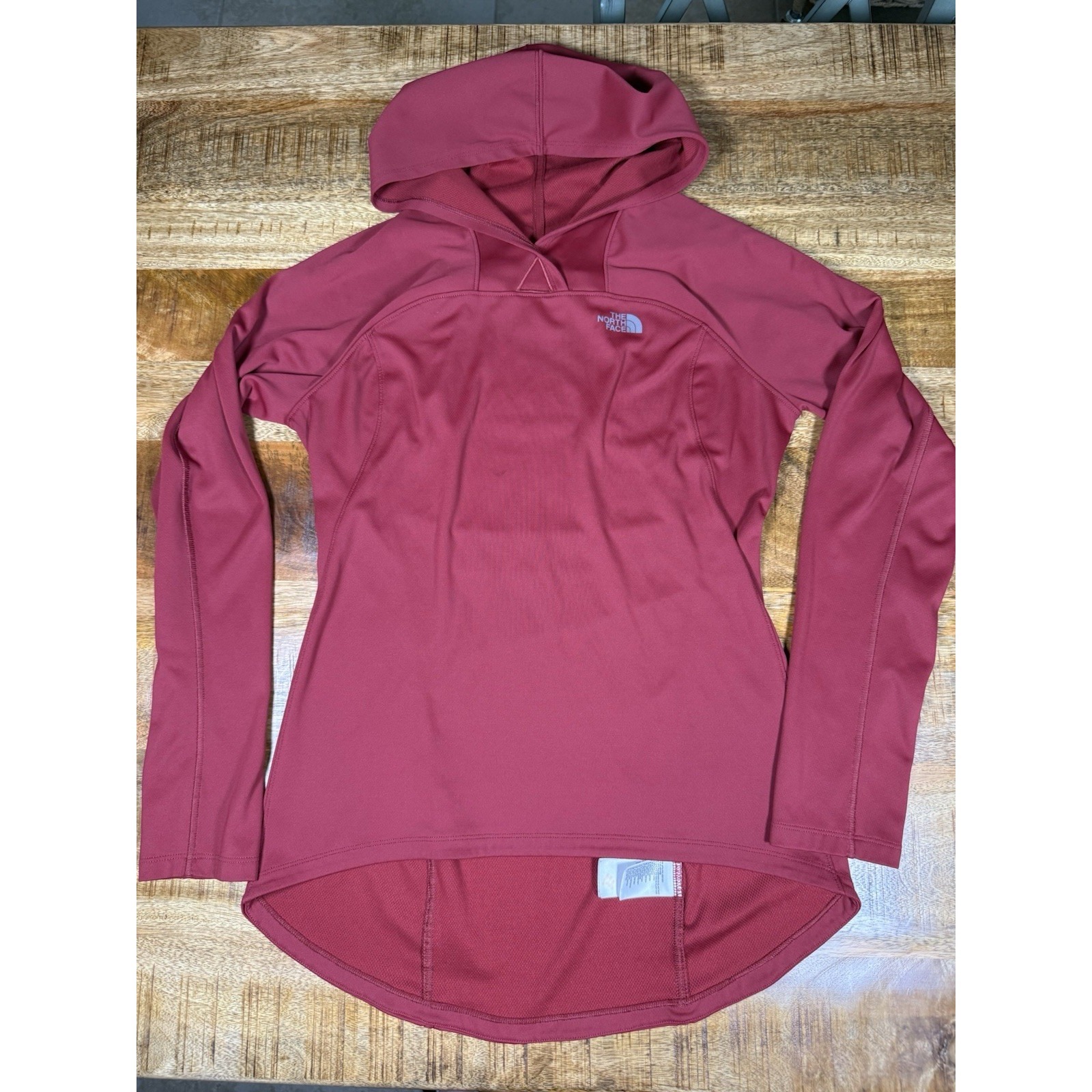 The North Face Womens Medium Hooded Performance Pullover Red Thumbhole